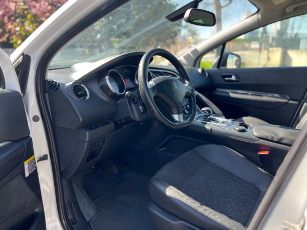 Peugeot 3008 Peugeot 3008 hybride
