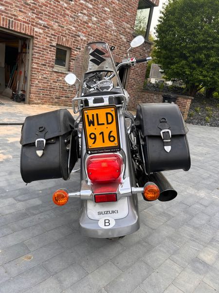 SUZUKI C800 INTRUDER