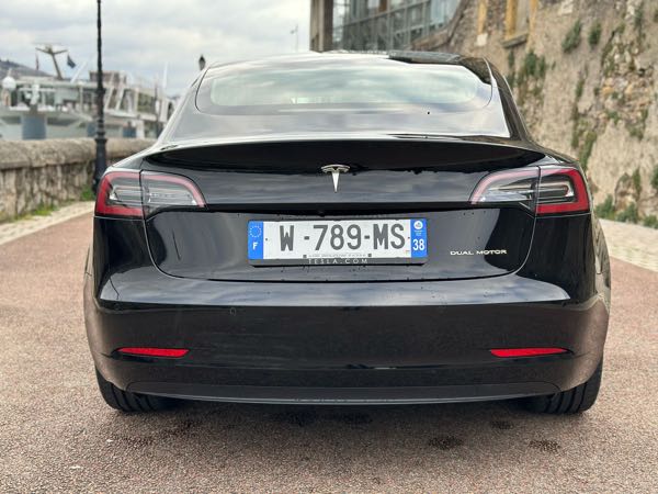 Tesla Model 3 Tesla model 3 long range, conduite entièrement autonome fsd3