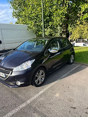 Peugeot 208 (2) 1.2 PURETECH 82 S&amp;S ACTIVE 5P