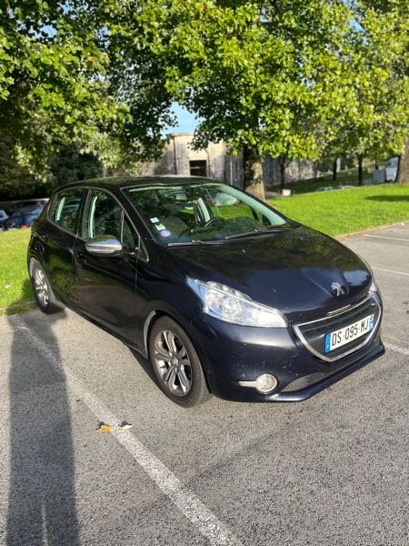 Peugeot 208 (2) 1.2 PURETECH 82 S&amp;S ACTIVE 5P