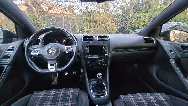 Volkswagen Golf VI 2.0 T 210 GTI 5P