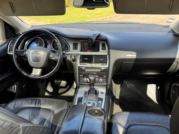 Audi Q7 3.0 V6 TDI AMBIENTE TIPTRONIC 5PL