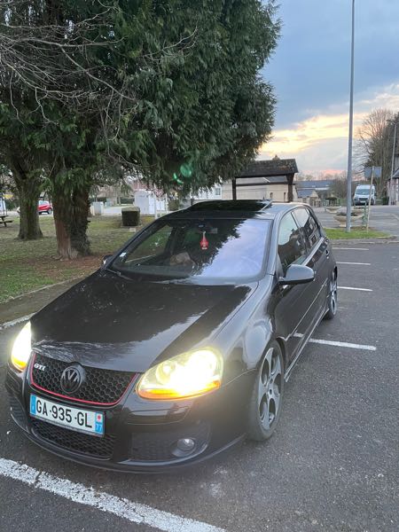 Volkswagen Golf golf 5 gti full options