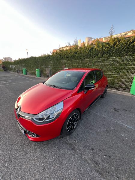 Renault Clio IV (2) 1.5 DCI 90 INTENS