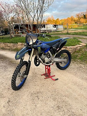 YAMAHA YZ