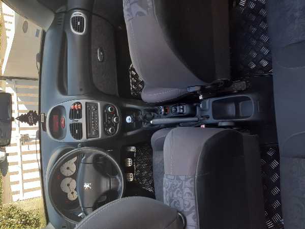 Peugeot 206 (2) CC 1.6 16V QUIKSILVER 110