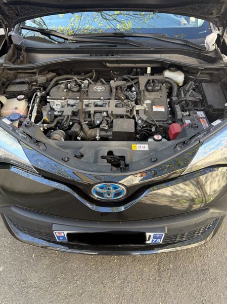Toyota C-hr Toyota C-HR 1.8 122ch Dynamic