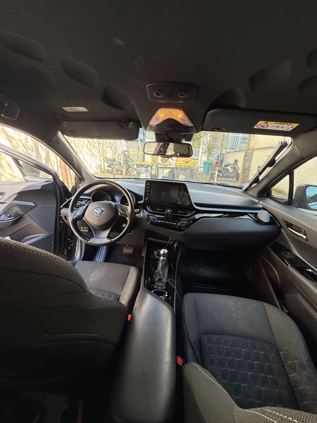 Toyota C-hr Toyota C-HR 1.8 122ch Dynamic