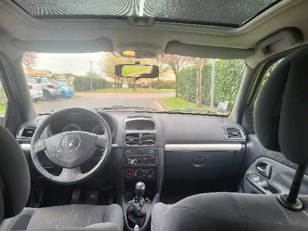 Renault Clio IV 1.2 16V 75 NOUVELLE LIMITED E6