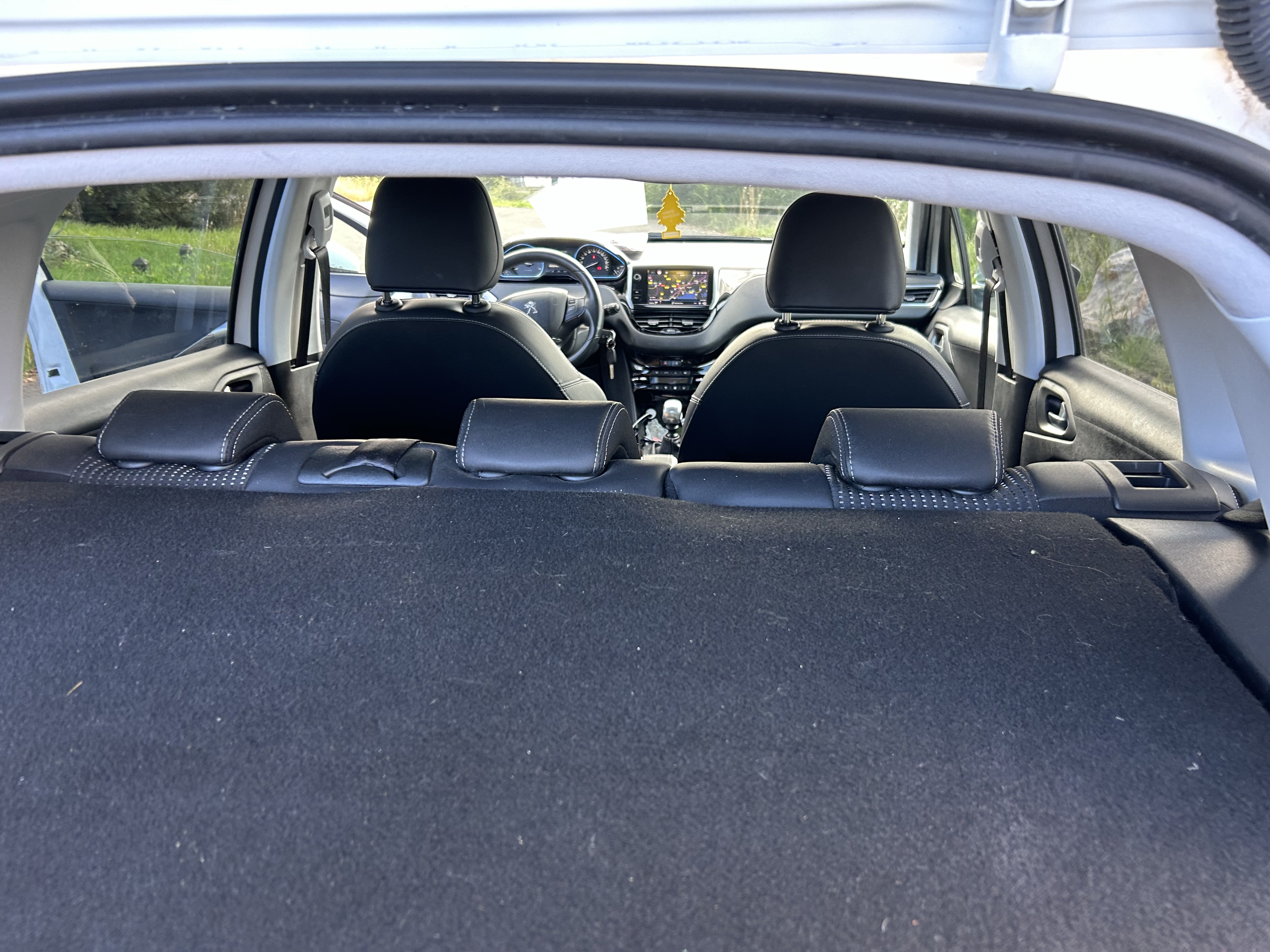 Peugeot 2008 (2) 1.6 BLUEHDI 120 S&amp;S 6CV ALLURE