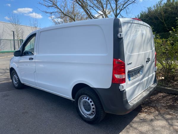 Mercedes-Benz Vito Mercedes vito 2018 très bon état