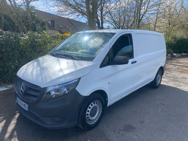 Mercedes-Benz Vito Mercedes vito 2018 très bon état