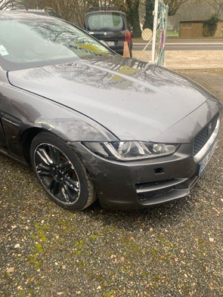 Jaguar Xe (2) 2.0 D180 AWD BUSINESS R-DYNAMIC S BVA