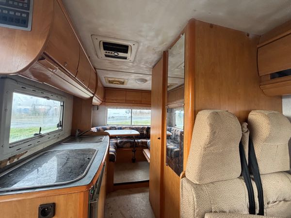 Fiat Ducato Bonjour, je vends mon camping-car Fiat Ducato 2.8 DIESEL ROU