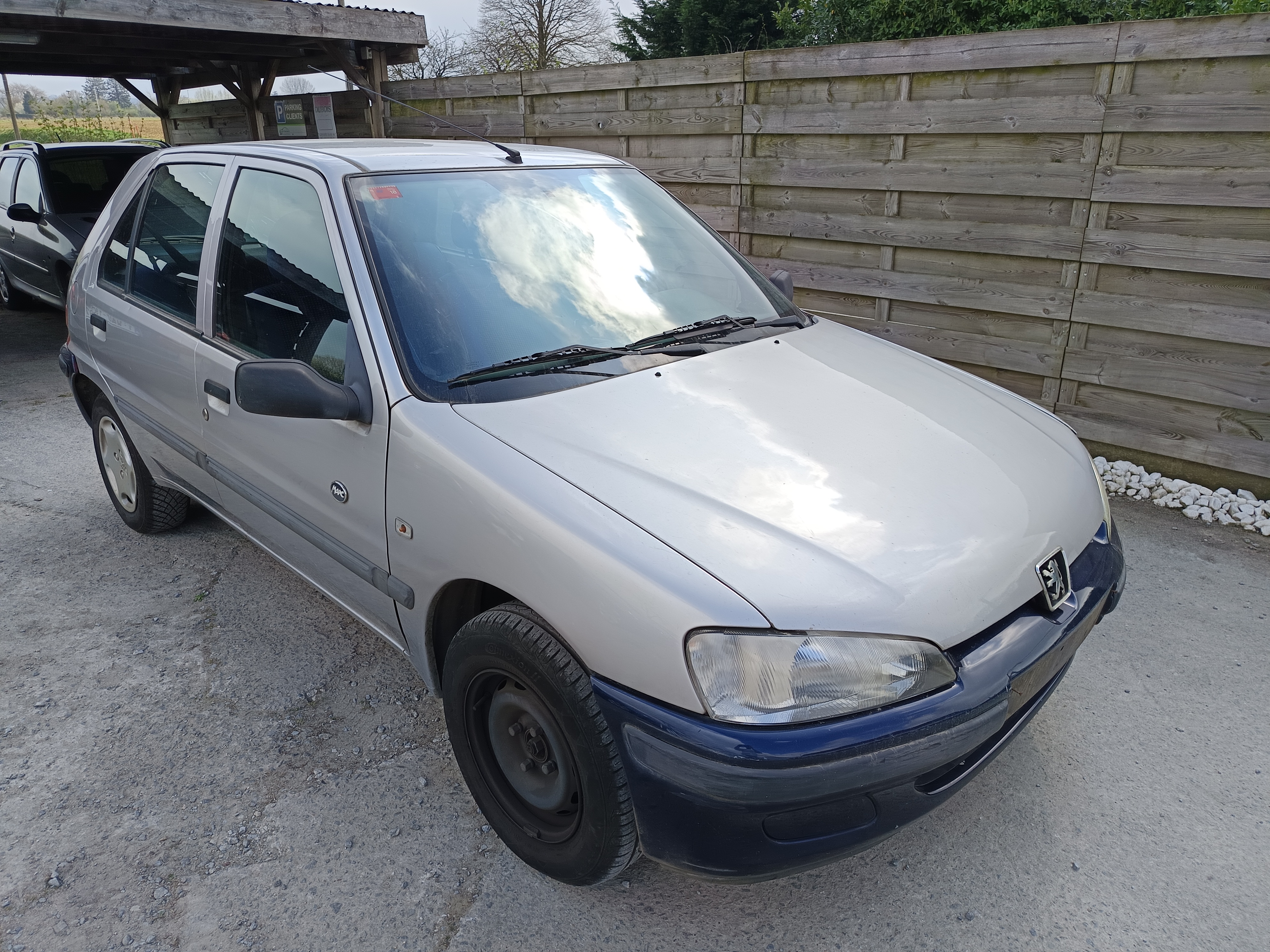 Peugeot 106 (2) 1.1 COLOR LINE 5P