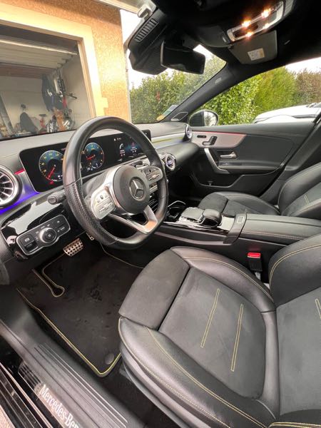 Mercedes-Benz Classe A très belle classe À 200 cdi pack Amg édition one