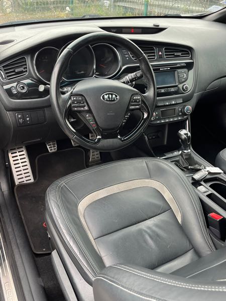 Kia Ceed II 1.6 CRDI VGT 128 ACTIVE