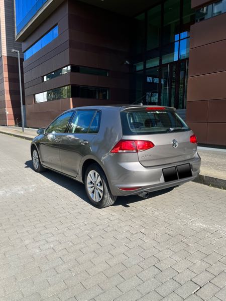 Volkswagen Golf VII 1.2 TSI 105 BLUEMOTION TECHNOLOGY CONFORTLINE DSG7 5P
