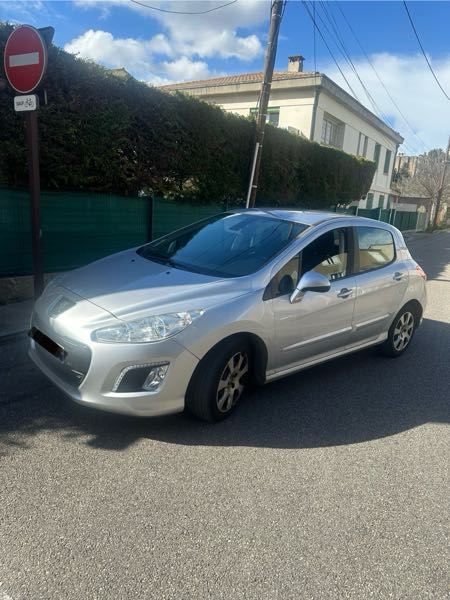 Peugeot 308 II 1.6 E-HDI 115 ACTIVE