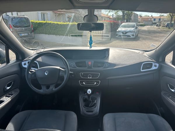 Renault Grand Scenic III 1.9 DCI 130 FAP EXCEPTION 5PL EURO5
