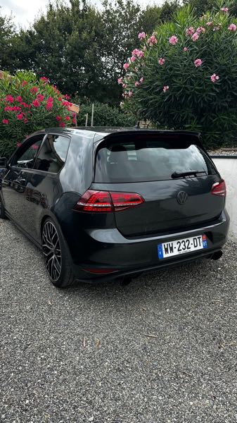 Volkswagen Golf VII 2.0 TSI 230 BLUEMOTION TECHNOLOGY GTI PERFORMANCE DSG6