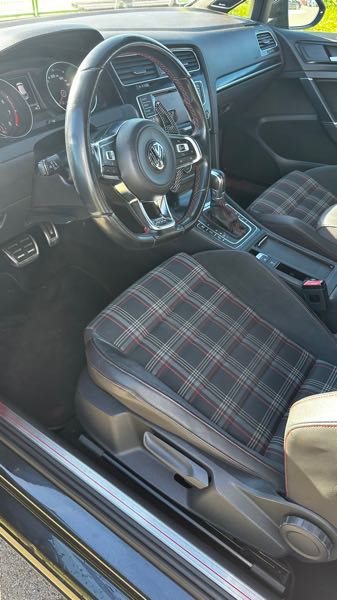 Volkswagen Golf VII 2.0 TSI 230 BLUEMOTION TECHNOLOGY GTI PERFORMANCE DSG6