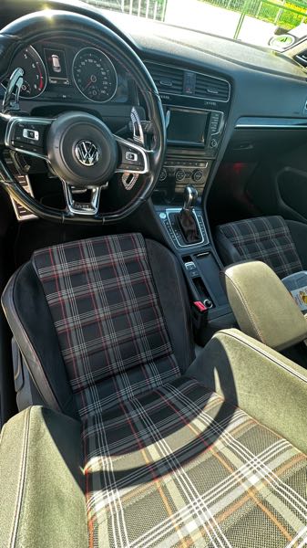 Volkswagen Golf VII 2.0 TSI 230 BLUEMOTION TECHNOLOGY GTI PERFORMANCE DSG6
