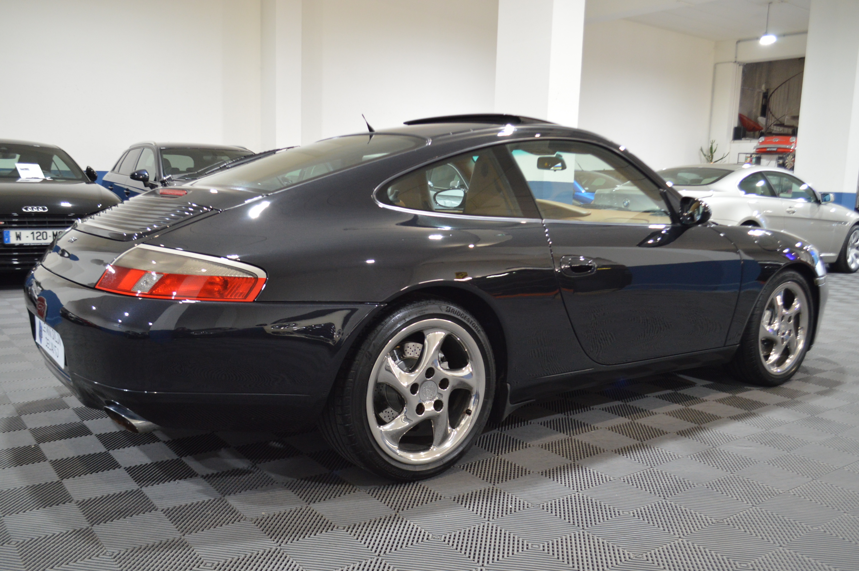 Porsche 996 3.4 CARRERA 4 MILLENIUM TIPTRONIC-12/1999-Exemplaire 509/911