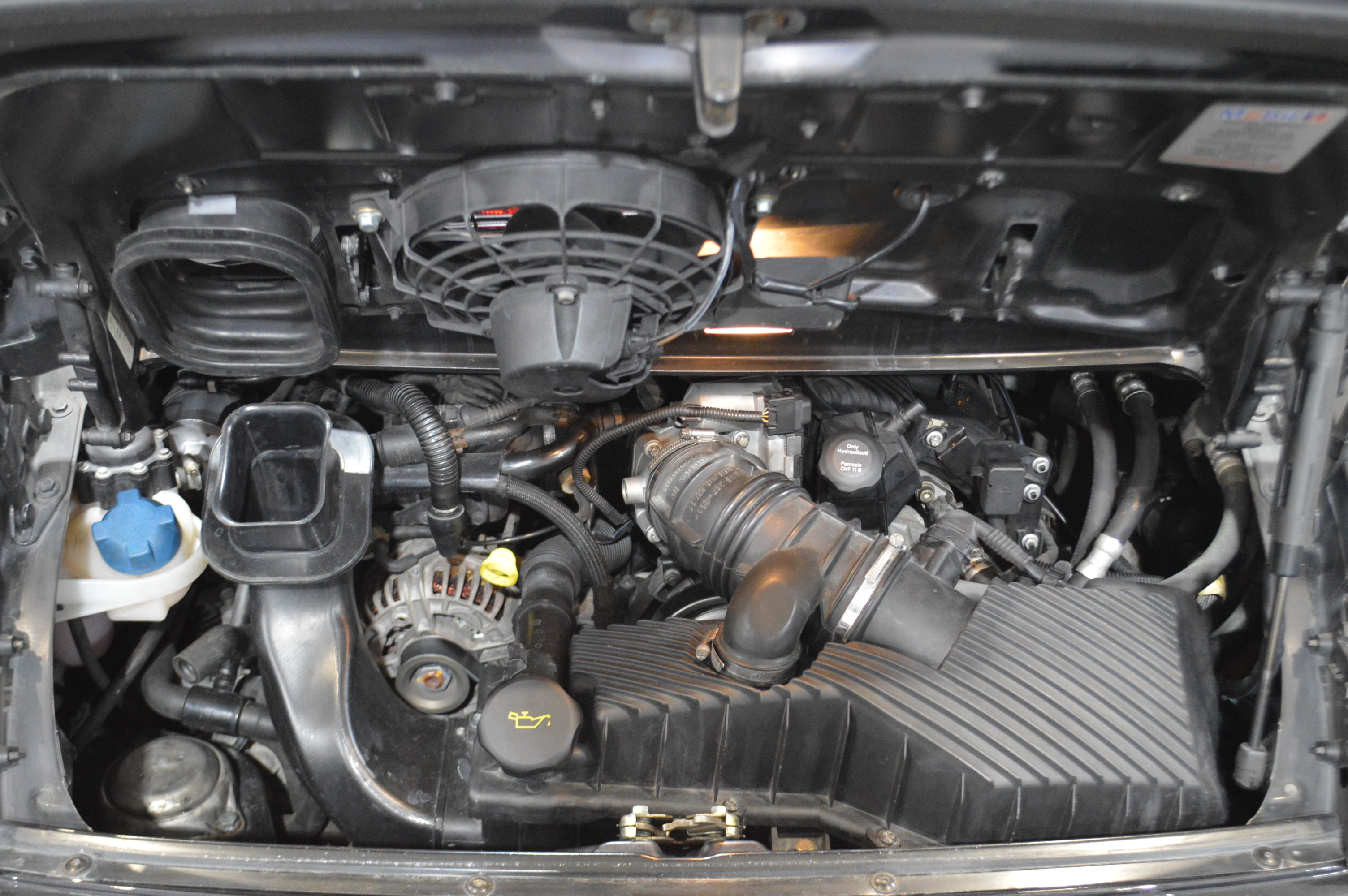 Porsche 996 3.4 CARRERA 4 MILLENIUM TIPTRONIC-12/1999-Exemplaire 509/911