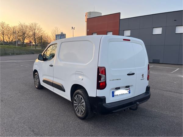 Peugeot Partner III 1.6 BLUEHDI 75 STANDARD 650KG PREMIUM