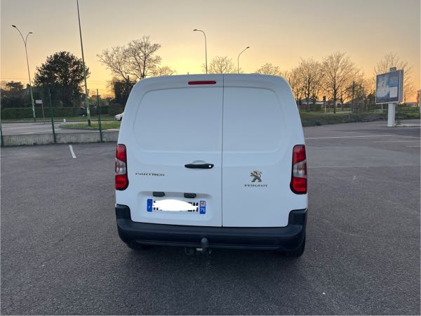 Peugeot Partner III 1.6 BLUEHDI 75 STANDARD 650KG PREMIUM