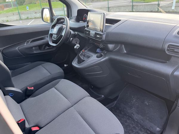 Peugeot Partner III 1.6 BLUEHDI 75 STANDARD 650KG PREMIUM