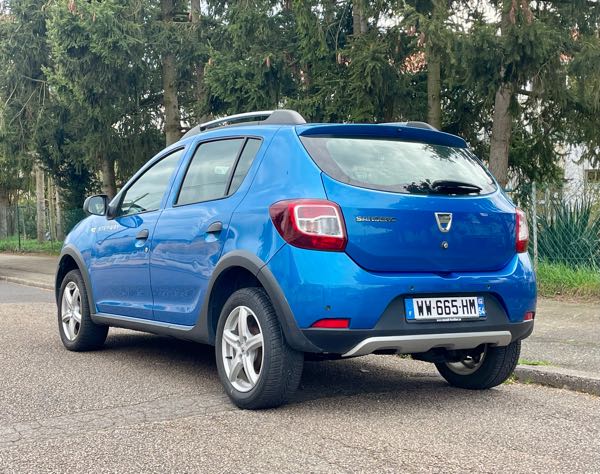 Dacia Sandero Stepway DACIA SANDERO 1.5 DCI 90 CH ECO² STEPWAY GPS Radar Régulateu