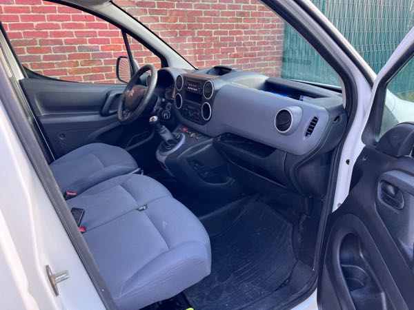 Peugeot Partner III 1.6 BLUEHDI 75 STANDARD 650KG PREMIUM