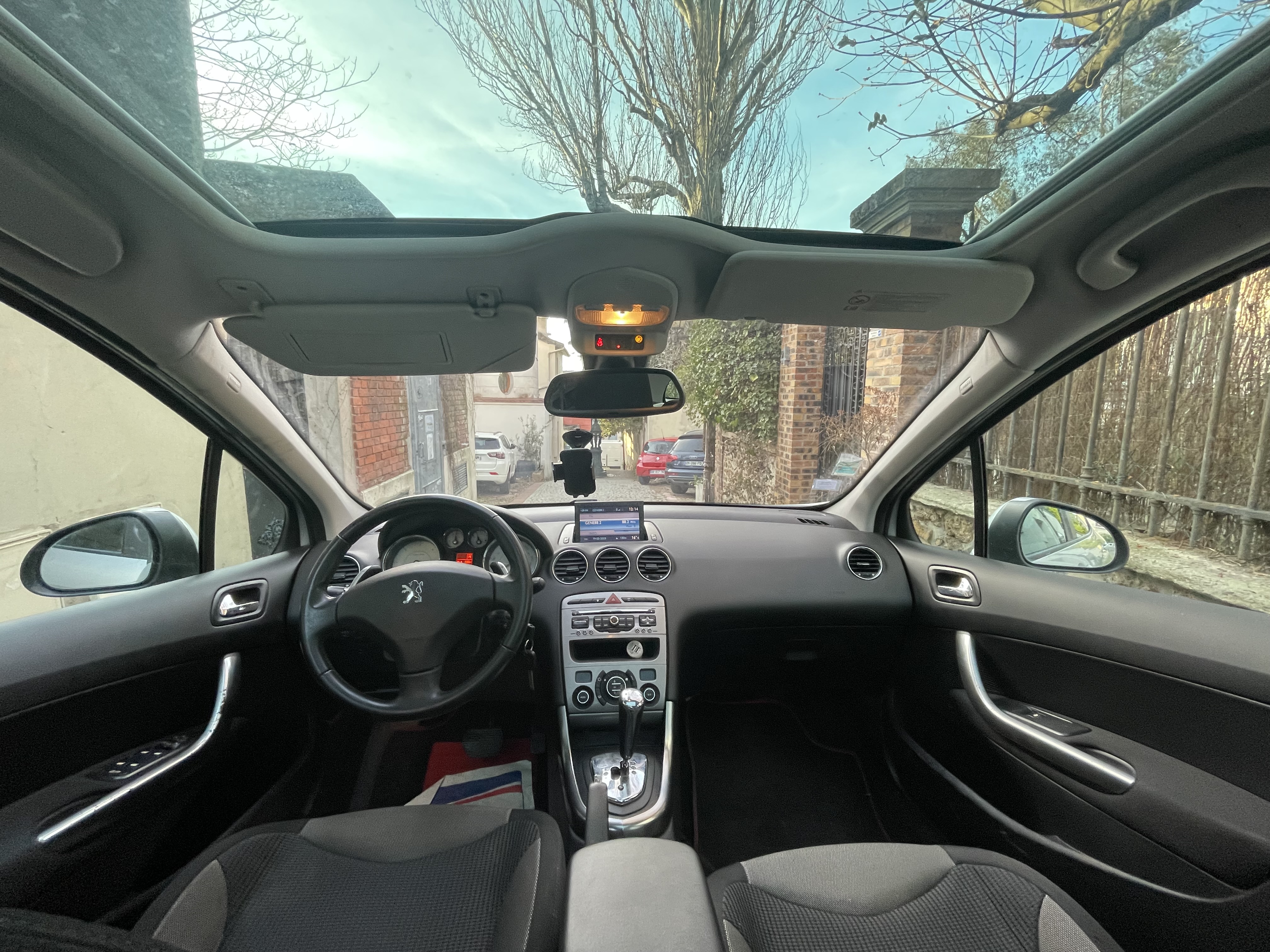 Peugeot 308 1.6 HDI 112 FAP PREMIUM PACK BMP6 5P