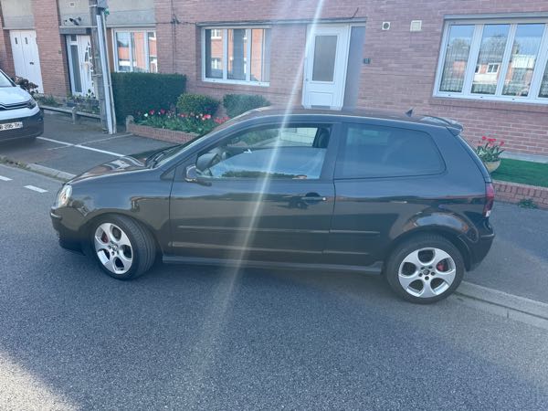 Volkswagen Polo IV (2) 1.8 T 150 GTI 3P