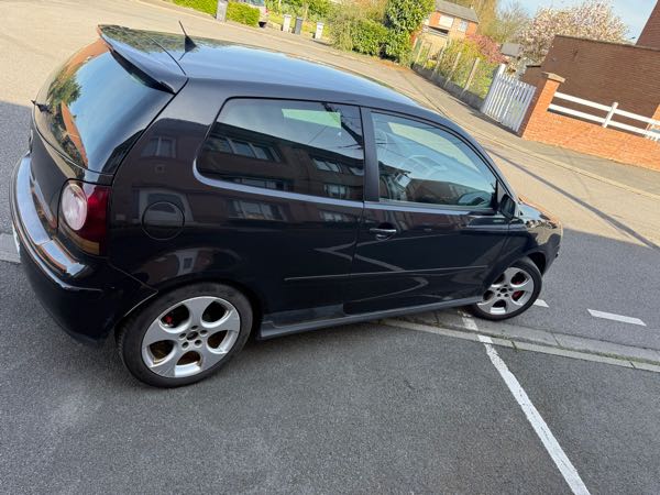 Volkswagen Polo IV (2) 1.8 T 150 GTI 3P