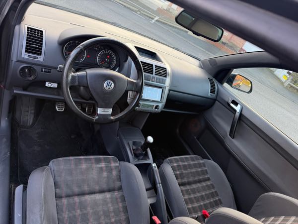 Volkswagen Polo IV (2) 1.8 T 150 GTI 3P