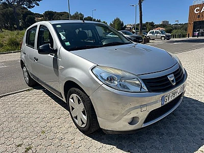 Dacia Sandero 1.5 DCI 70 LAUREATE