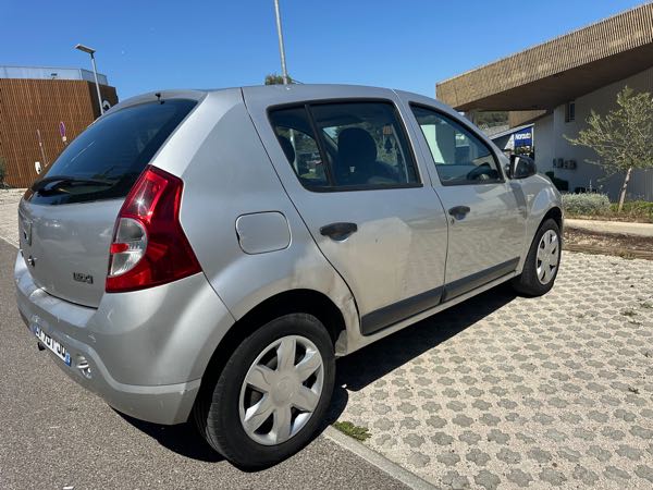 Dacia Sandero 1.5 DCI 70 LAUREATE