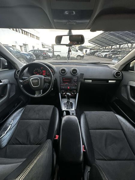 Audi A3 II SPORTBACK 3.2 QUATTRO AMBITION LUXE S TRONIC
