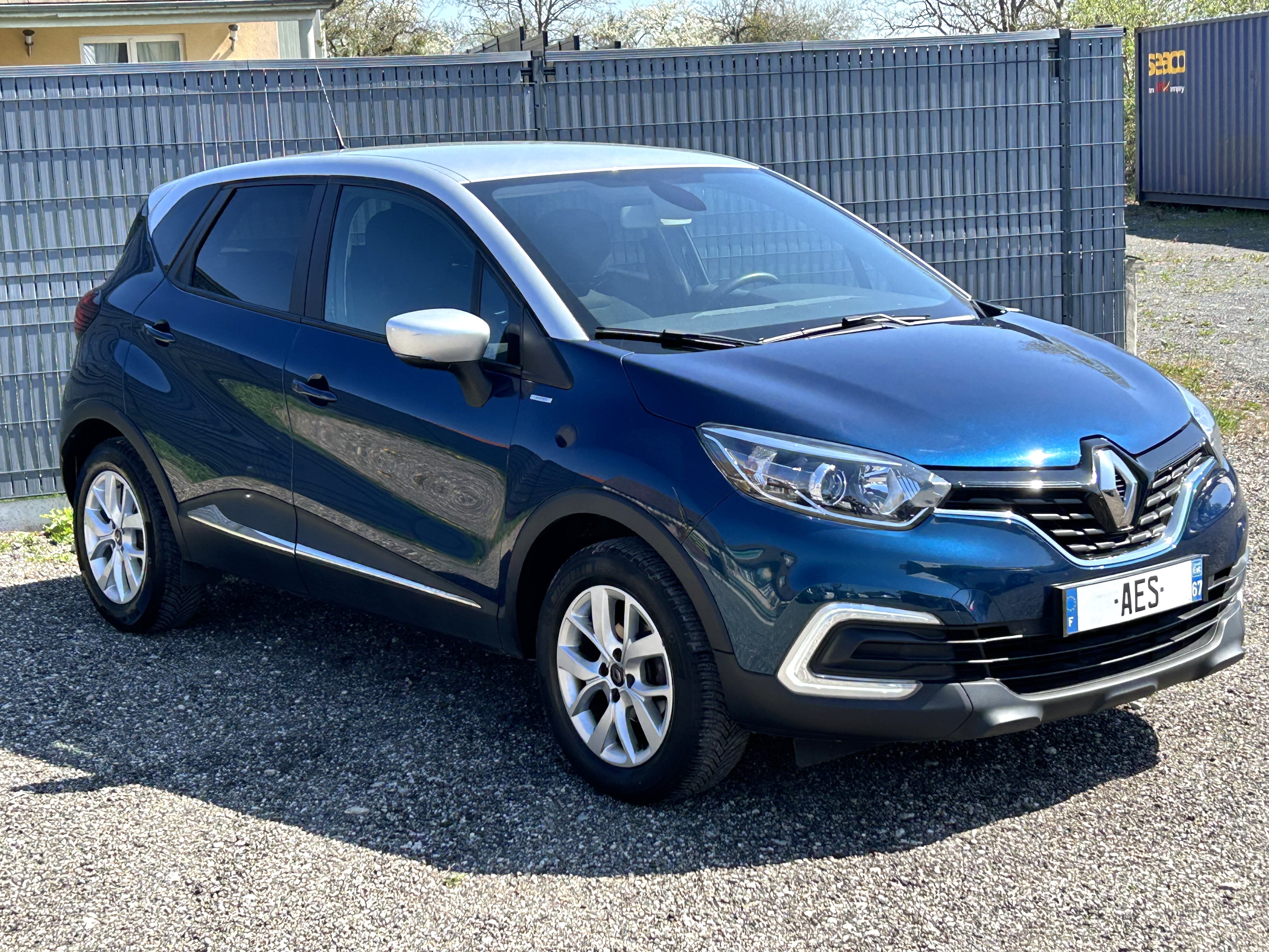 Renault Captur TCE 90CH ENERGY LIMITED