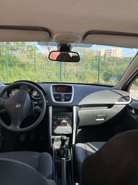 Peugeot 207 (2) 1.4 HDI 70 FAP SERIE 64 5P
