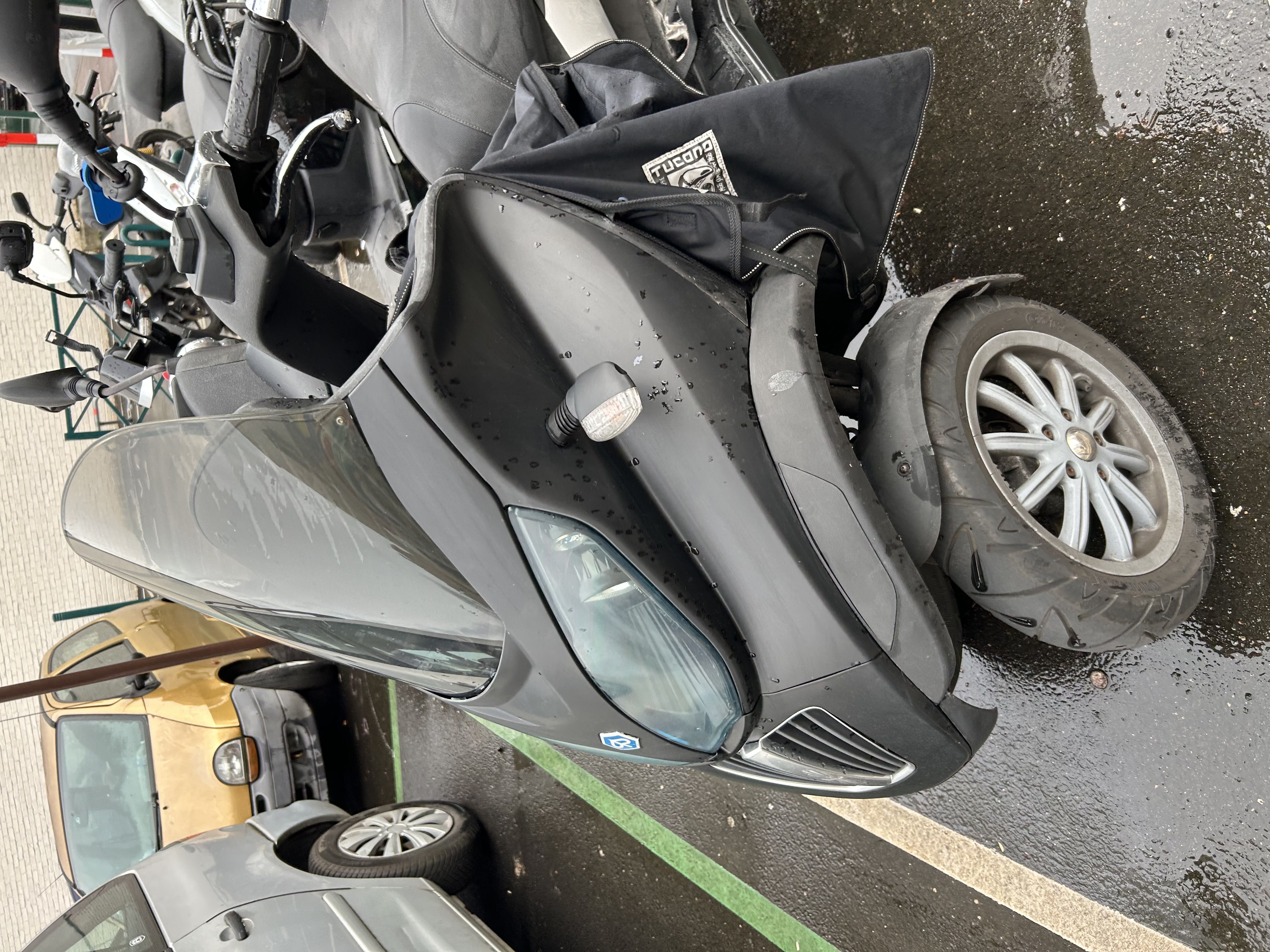 PIAGGIO MP3