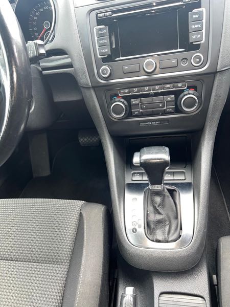 Volkswagen Golf VII (2) 1.4 TSI 125 BLUEMOTION TECHNOLOGY CARAT DSG7 5P