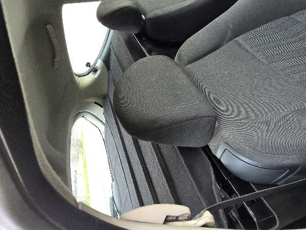 Peugeot 207 1.4 HDI 70 STYLE BLUE LION 3P