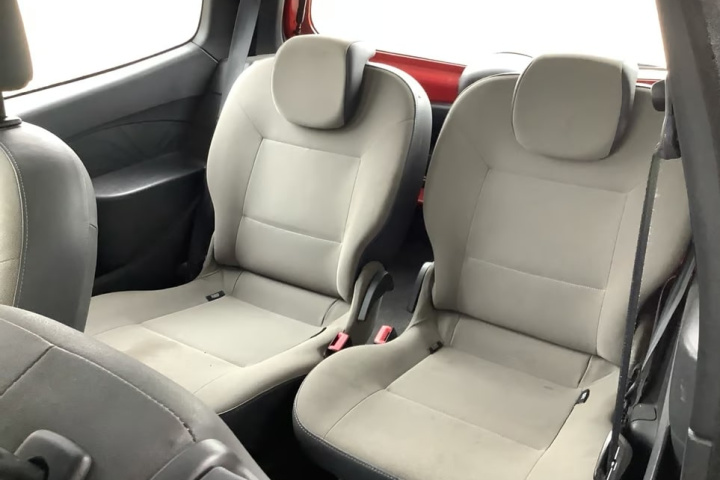 Renault Twingo II 1.2 LEV 16V 75 EXPRESSION TOIT OUVRANT GARANTIE 12 MOIS