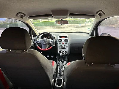 Opel Corsa IV 1.7 CDTI 125 FAP GSI 3P