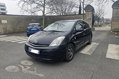 Toyota Prius 110h linea sol